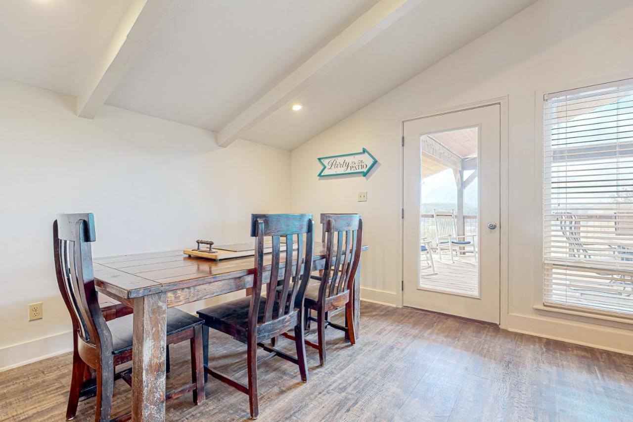 Grand River Retreat Wimberley Εξωτερικό φωτογραφία