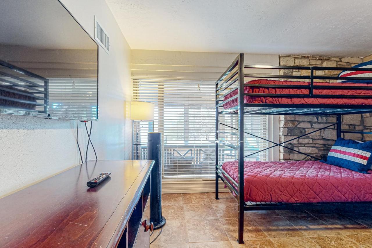 Grand River Retreat Wimberley Εξωτερικό φωτογραφία