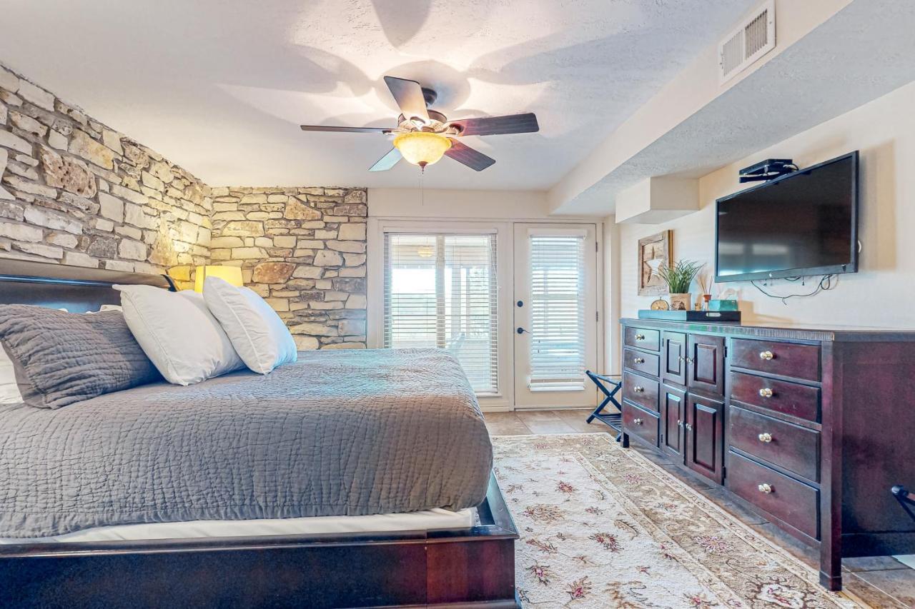 Grand River Retreat Wimberley Εξωτερικό φωτογραφία