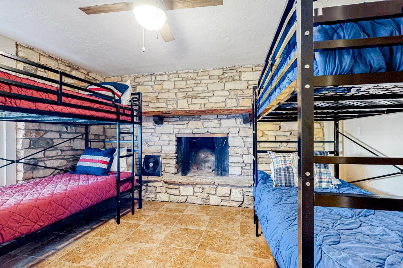 Grand River Retreat Wimberley Εξωτερικό φωτογραφία
